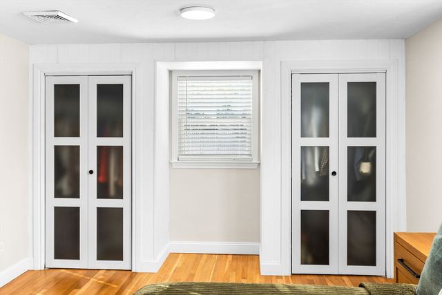 8 Dianthus Rd, Holbrook, MA 02343