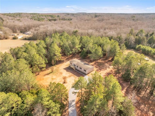 1112 Wilton E Hall Road, Starr, SC 29684