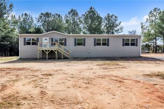 1112 Wilton E Hall Road, Starr, SC 29684