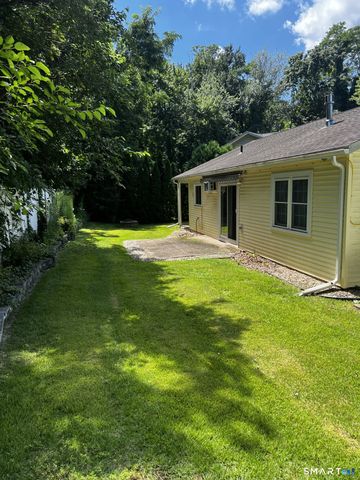 9 Dakota Trail, Bristol, CT 06010