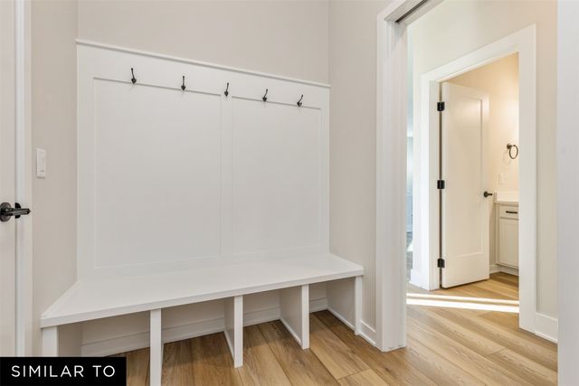 2824 NW Reinhart Drive, Ankeny, IA 50023