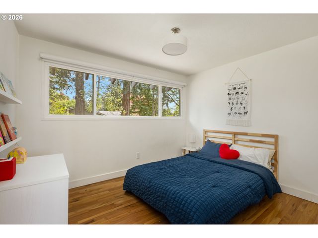 9720 Sw INGLEWOOD Pl, Portland, OR 97225