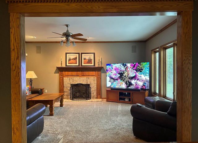 2517 Fox River CIRCLE, Waukesha, WI 53189