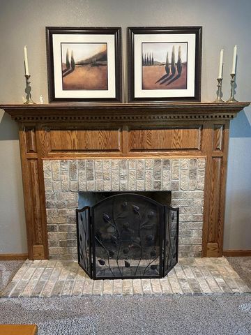 2517 Fox River CIRCLE, Waukesha, WI 53189