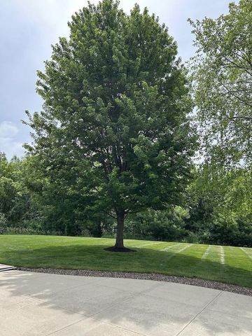 2517 Fox River CIRCLE, Waukesha, WI 53189