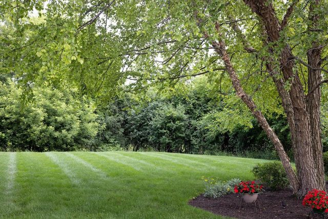 2517 Fox River CIRCLE, Waukesha, WI 53189