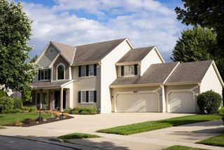 2517 Fox River CIRCLE, Waukesha, WI 53189