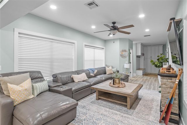 15340 SE 140TH AVENUE ROAD, Weirsdale, FL 32195