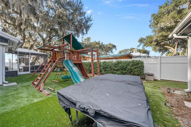 15340 SE 140TH AVENUE ROAD, Weirsdale, FL 32195