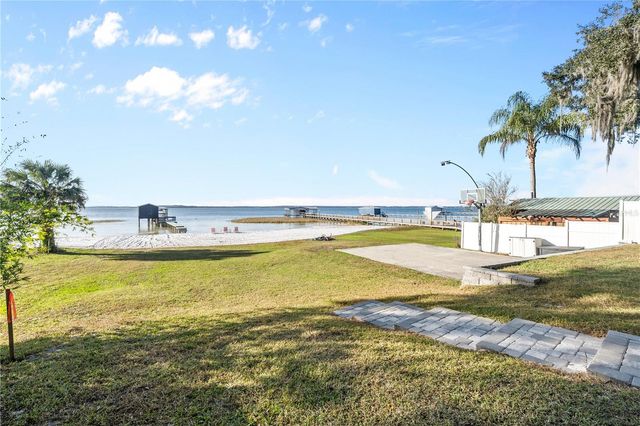 15340 SE 140TH AVENUE ROAD, Weirsdale, FL 32195