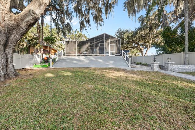 15340 SE 140TH AVENUE ROAD, Weirsdale, FL 32195