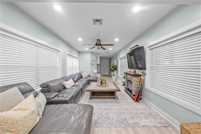 15340 SE 140TH AVENUE ROAD, Weirsdale, FL 32195