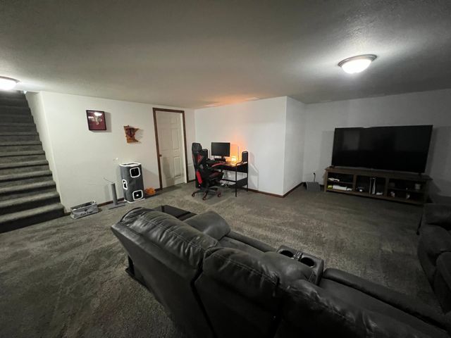 206 15th Street N, Moorhead, MN 56560