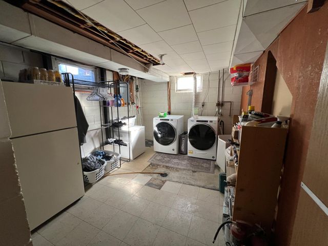 206 15th Street N, Moorhead, MN 56560