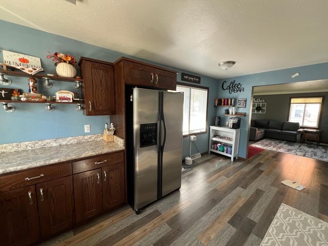 206 15th Street N, Moorhead, MN 56560