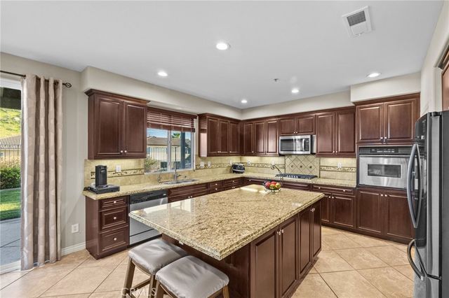 12178 Scenic View, Riverside, CA 92505