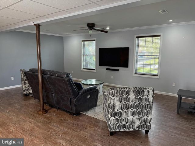 852 BRISTOL DR, Greencastle, PA 17225