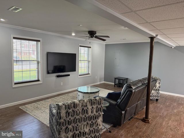 852 BRISTOL DR, Greencastle, PA 17225