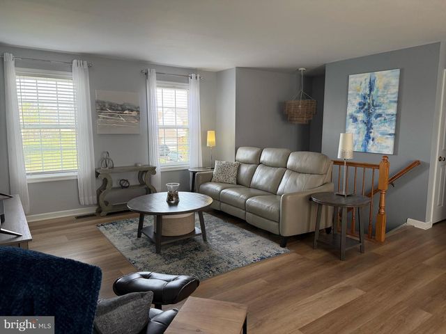 852 BRISTOL DR, Greencastle, PA 17225