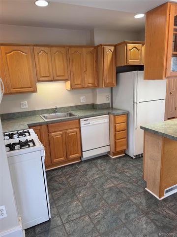 703 S Pleasant Street, Royal Oak, MI 48067