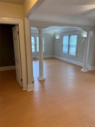 703 S Pleasant Street, Royal Oak, MI 48067