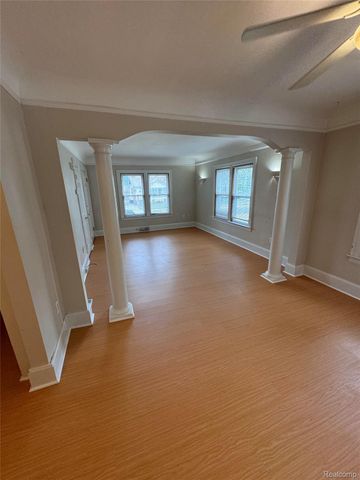 703 S Pleasant Street, Royal Oak, MI 48067