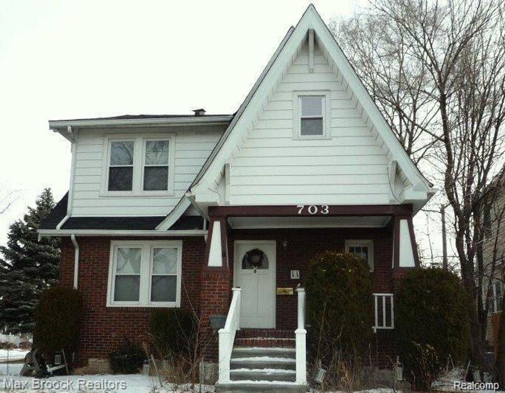 703 S Pleasant Street, Royal Oak, MI 48067