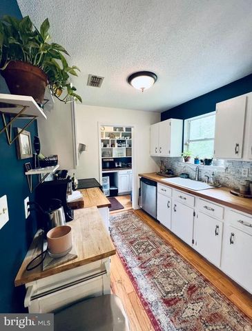 2830 BURNT MILL RD, Charlottesville, VA 22911