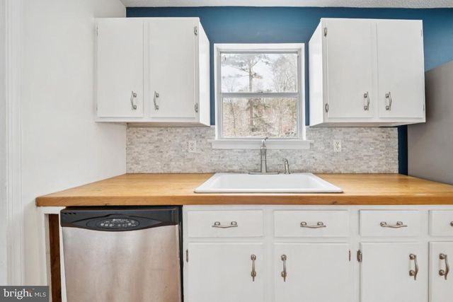 2830 BURNT MILL RD, Charlottesville, VA 22911