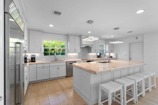 11354 Golfview Lane, North Palm Beach, FL 33408