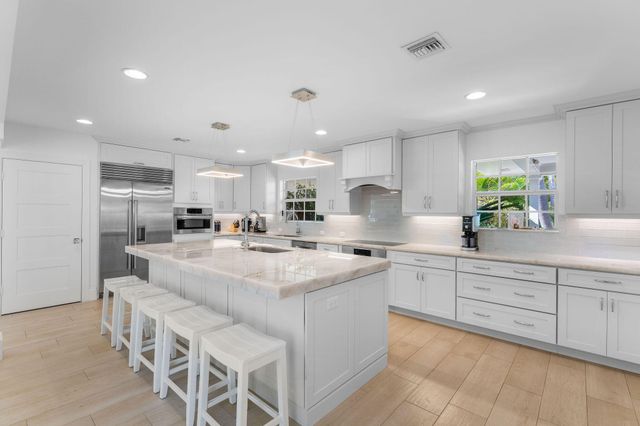 11354 Golfview Lane, North Palm Beach, FL 33408