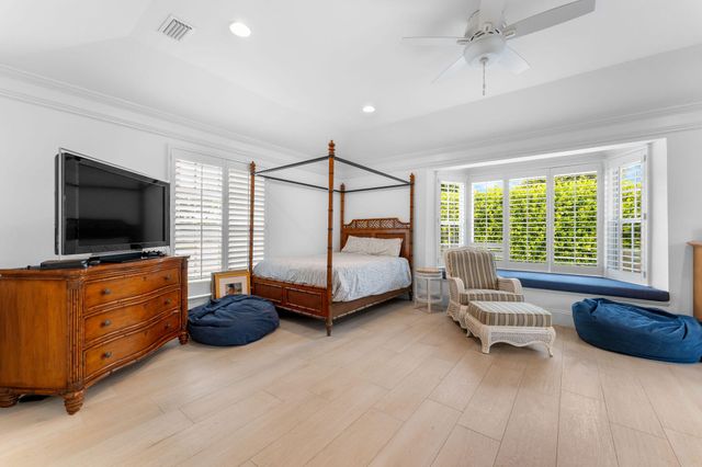 11354 Golfview Lane, North Palm Beach, FL 33408