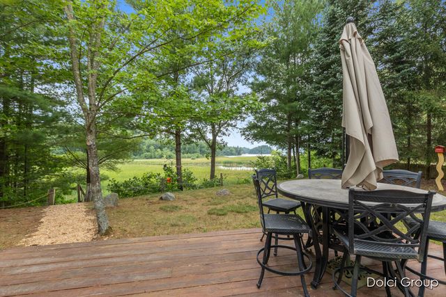 6830 E Carrigan Drive, Newaygo, MI 49337