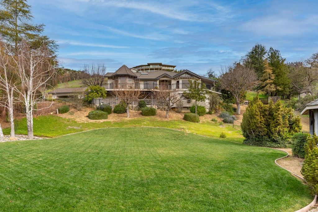 18616 Skuse Court, San Jose, CA 95120