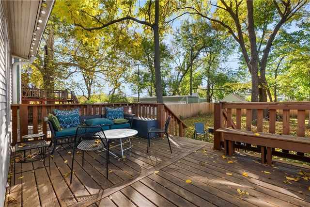 4612 Tracy Avenue, Kansas City, MO 64110