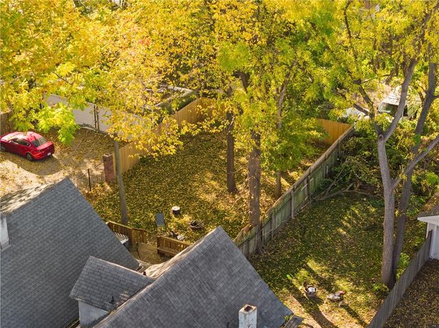 4612 Tracy Avenue, Kansas City, MO 64110