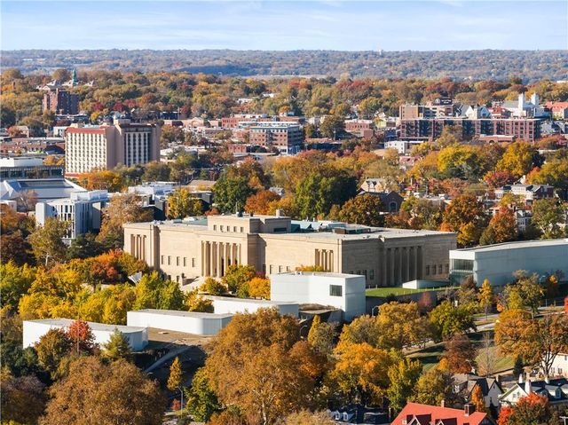 4612 Tracy Avenue, Kansas City, MO 64110