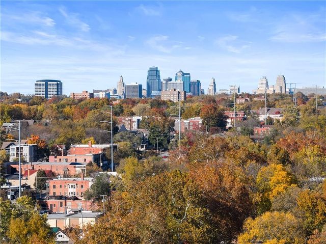 4612 Tracy Avenue, Kansas City, MO 64110