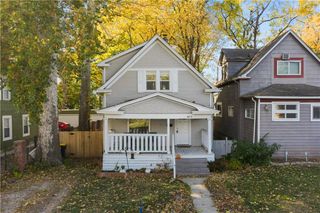 4612 Tracy Avenue, Kansas City, MO 64110