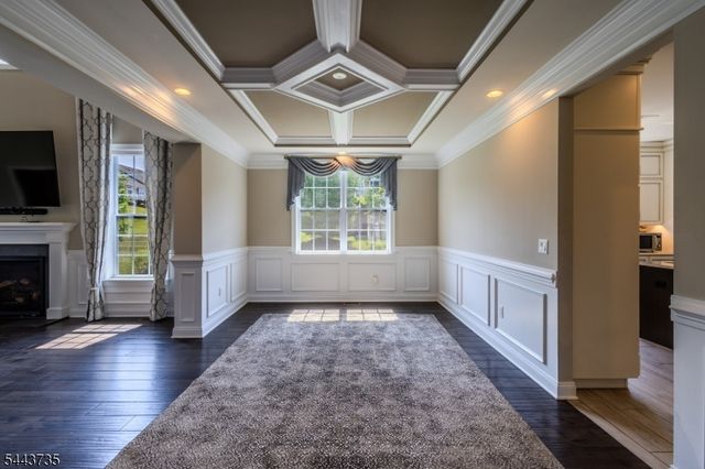 96 Van Cleef Dr, Readington Twp., NJ 08889