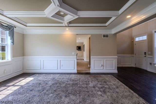 96 Van Cleef Dr, Readington Twp., NJ 08889