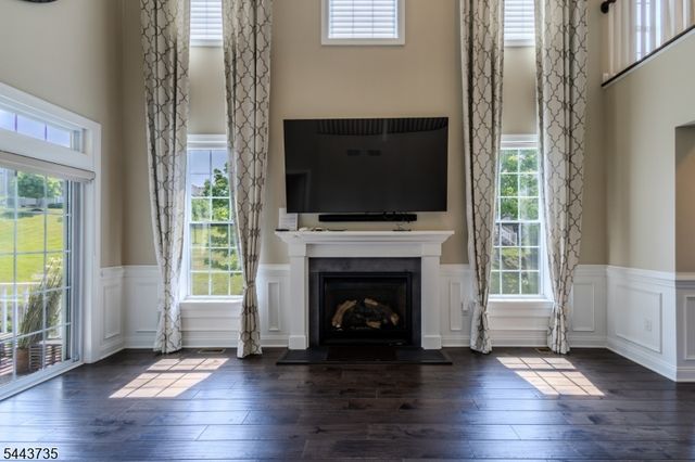 96 Van Cleef Dr, Readington Twp., NJ 08889