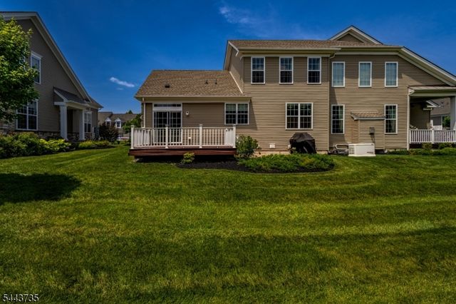 96 Van Cleef Dr, Readington Twp., NJ 08889