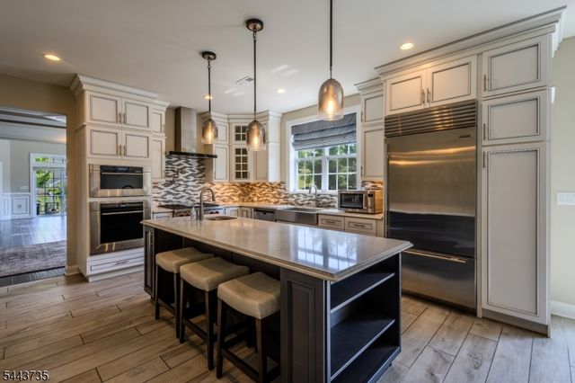 96 Van Cleef Dr, Readington Twp., NJ 08889