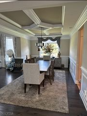 96 Van Cleef Dr, Readington Twp., NJ 08889