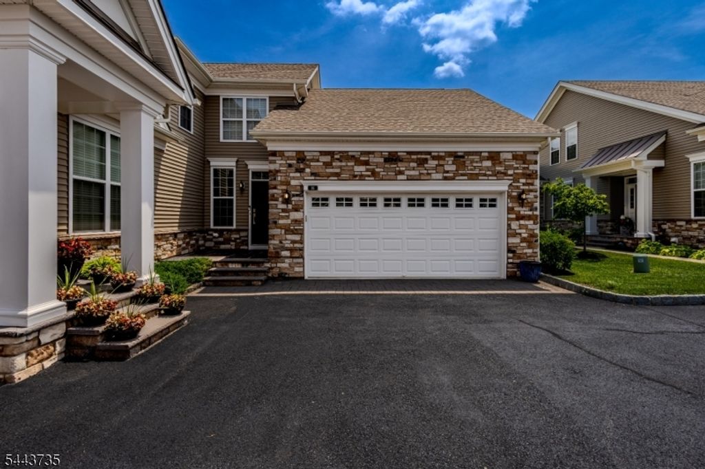 96 Van Cleef Dr, Readington Twp., NJ 08889 — photo 2
