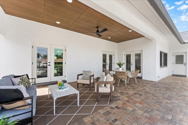 4973 60TH AVENUE S, St Petersburg, FL 33715