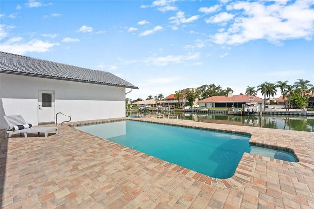 4973 60TH AVENUE S, St Petersburg, FL 33715