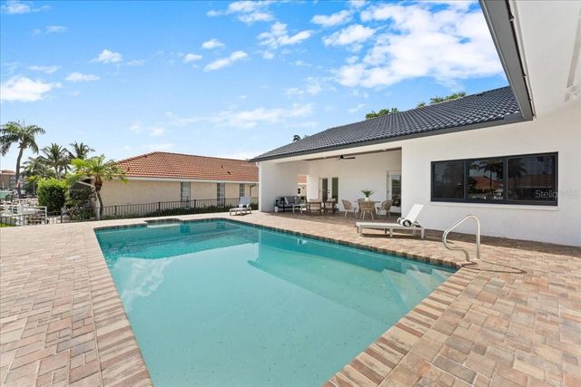 4973 60TH AVENUE S, St Petersburg, FL 33715