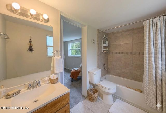 2750 CALLOWAY Circle, Jacksonville, FL 32209